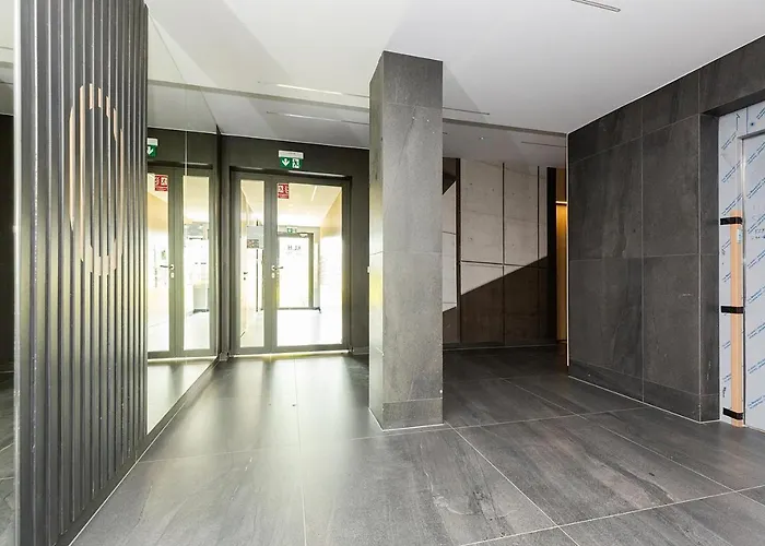 Apartment Easy & Comfortable, Very Close To The Center